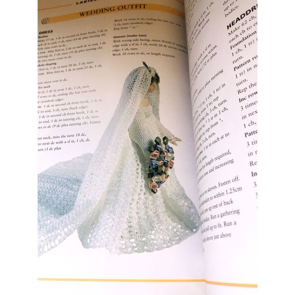 Miniature Crochet Projects in 1/12 Scale by Roz Walters Book Softcover - Picture 10 of 15